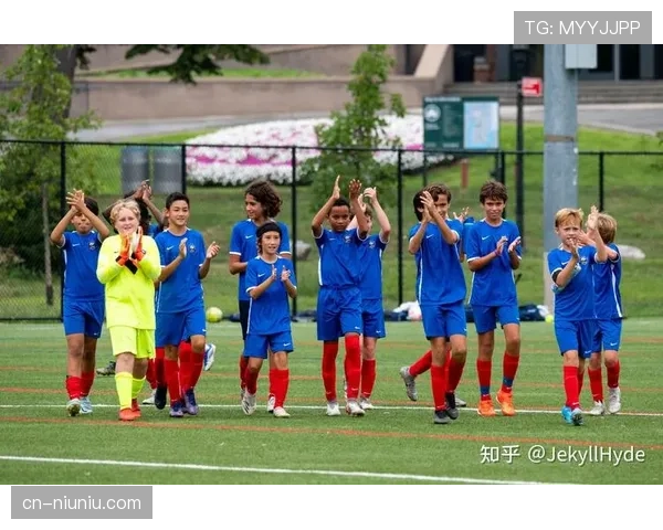 法国足球青训学院改革：技术培训与学术教育结合，培养新一代全面发展的职业球员